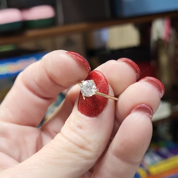 14k Yelllow Soild Gold Diamonique  Beautiful Sparkling Engagement Ring Size 7 - Picture 5 of 11